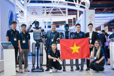 VinRobotics lần đầu trình diễn người máy 'make in Vietnam' tại loạt sự kiện công nghệ quốc tế