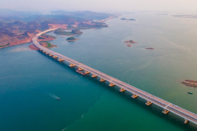 Công ty CP Thương mại Công nghiệp Việt Hưng - Đơn vị uy tín thi công các công trình trọng điểm, cung cấp vật tư, dịch vụ kỹ thuật
