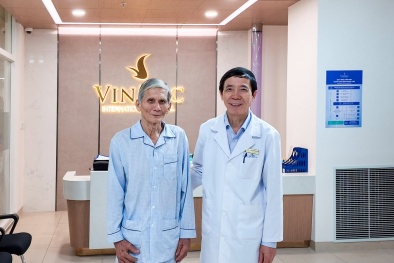Người đàn ông 72 tuổi chiến thắng ung thư trực tràng nhờ phẫu thuật robot tại Cần Thơ