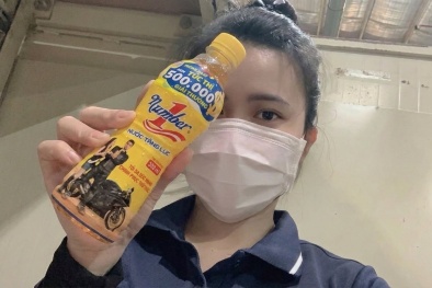 Nhận tin nhắn trúng 100 triệu nhờ uống Number 1 giữa ca làm, nữ công nhân nghĩ mình bị lừa 