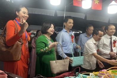 Nhịp cầu kết nối sản phẩm của các hợp tác xã đến hệ thống phân phối và người tiêu dùng