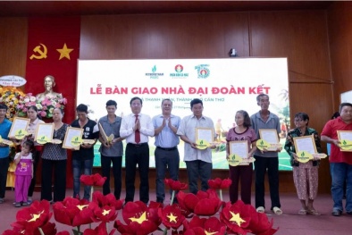 Phân bón Cà Mau trao 55 mái ấm trị giá 3,3 tỷ đồng tại xã Thạnh Xuân, thành phố Cần Thơ