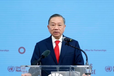 Tổng Bí thư, Chủ tịch nước Tô Lâm chứng kiến Lễ trao các văn kiện, thỏa thuận hợp tác với Liên Hợp Quốc