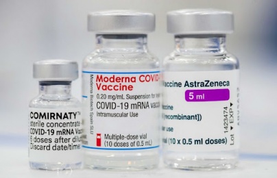 Đức: Phát hiện mới về tác dụng phụ của ba loại vaccine Covid-19 Pfizer, Moderna và AstraZeneca