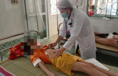 Cảnh giác các loại nước ngọt không có nhãn mác bằng tiếng Việt