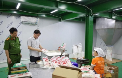 Từ vụ phát hiện đường dây sản xuất mỳ chính giả: Nhận diện 'lỗ hổng' thị trường