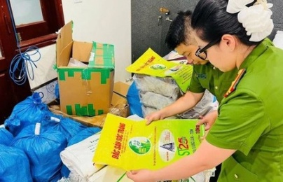 Triệt phá đường dây sản xuất, kinh doanh lượng lớn gạo giả thương hiệu tại Hà Nội