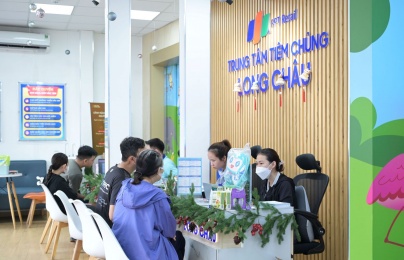 Long Châu 3 năm liền khẳng định vị thế Top 10 Công ty phân phối dược phẩm uy tín 