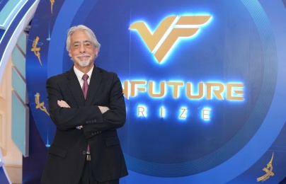 Nhà khoa học quốc tế tiết lộ 'hậu trường' đề cử cho giải thưởng triệu đô của tỷ phú Phạm Nhật Vượng