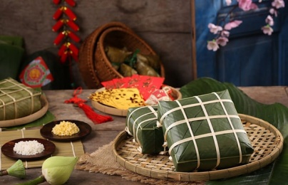 Bánh chưng: Món ăn cổ truyền, biểu tượng tinh hoa trời đất trong ngày Tết Việt 