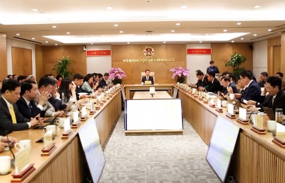 Một năm đổi mới, hội tụ nguồn lực, đột phát phát triển