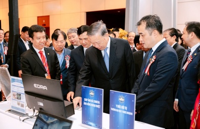 Phát triển khoa học, công nghệ, đổi mới sáng tạo và chuyển đổi số quốc gia - Yếu tố then chốt trong đổi mới mô hình phát triển đất nước hiện nay