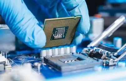 Vai trò kinh tế nhà nước trong nắm giữ công nghệ nguồn ở Việt Nam hiện nay