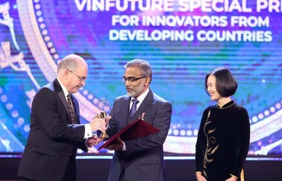 Nhà khoa học đứng sau công nghệ lọc nước giá rẻ: ‘Tôi thực sự ngưỡng mộ tầm nhìn của VinFuture’