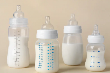 Châu Âu tiến hành thu hồi thêm một số sản phẩm sữa do lo ngại vấn đề nhiễm độc